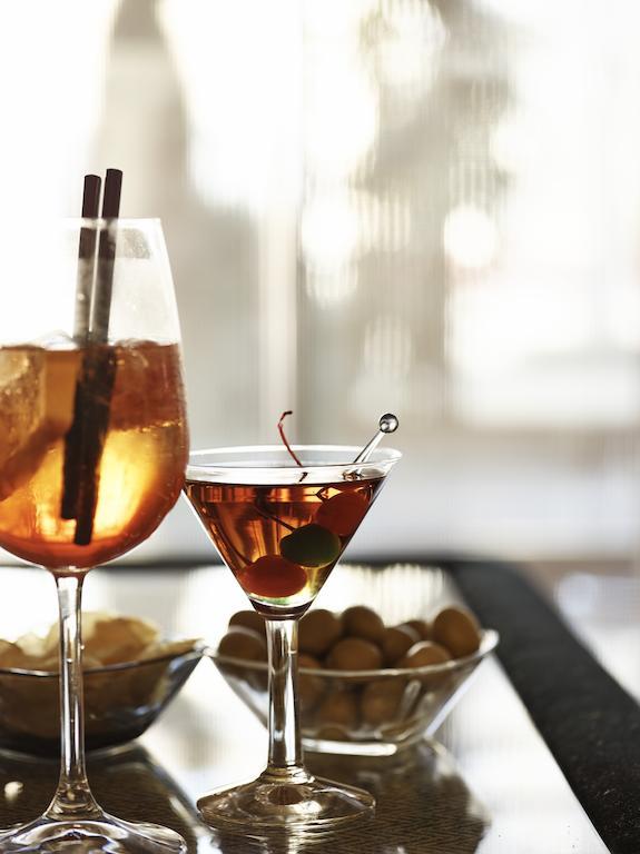 Grand Hotel De La Ville Parma Zewnętrze zdjęcie A dry martini
